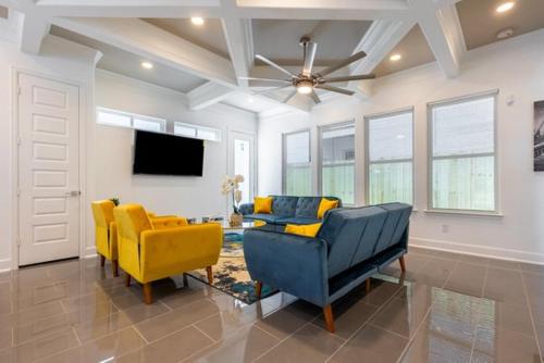 Cute Cozy house close to major sporting events and restaurants in Houston, USA