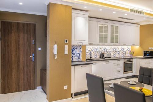 Kitchen, Spa Residence Carbona Apartment 105 in Hévíz