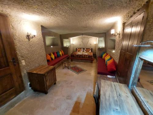 ARMEsos Cave Hotel