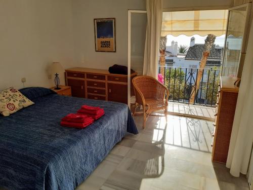 Puerto Galera 2-Bedroom Flat in MARINA DEL ESTE