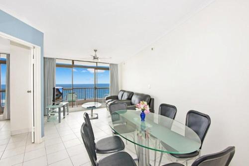 Gold Coast accommodation  Surfers Paradise Apartments - Surfers  International Resort Gold Coast