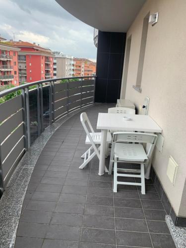  Fabio apartment near Milan and Hospitals in San Giuliano Milanese