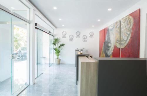 ล็อบบี้, โอสตัล กาลมา (Hostal Calma) in อัลกูเดีย