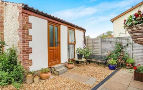 Private Detached Annex in Isleham Village