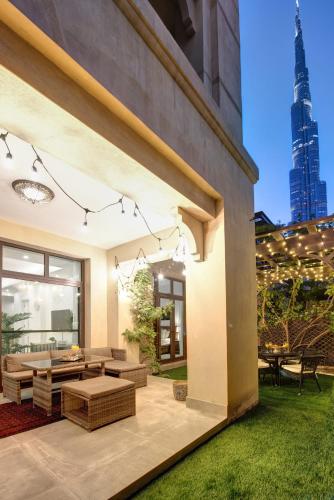 Durrani Homes - Arabian luxury at Souk Al Bahar besides Burj Khalifa & Dubai Mall, Dubaj (fotografie 7)