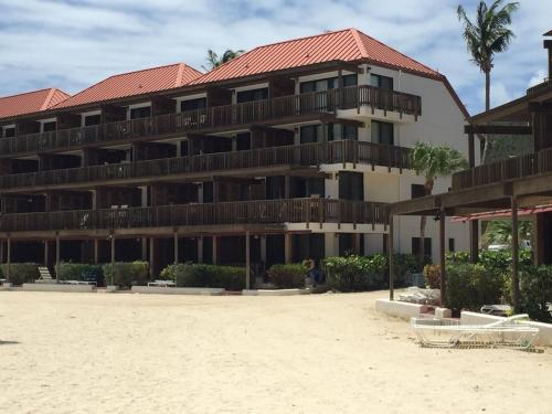 Your Perfect Beachfront Condo in Paradise - Sapphire Beach in Red Hook