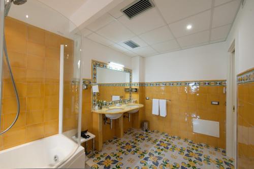 L' Araba Fenice Hotel & Resort - image 3