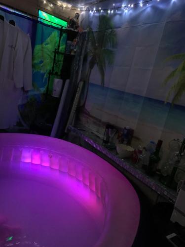 อ่างแช่น้ำร้อน, Na in แรมส์เกท