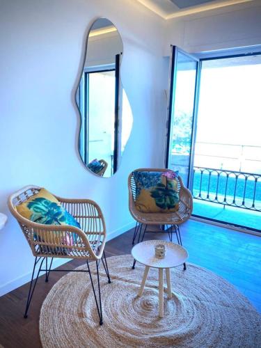 LE ROCAMARE -Superb-Atypical Sea view-A.C-WIFI, Nice (fotografie 9)
