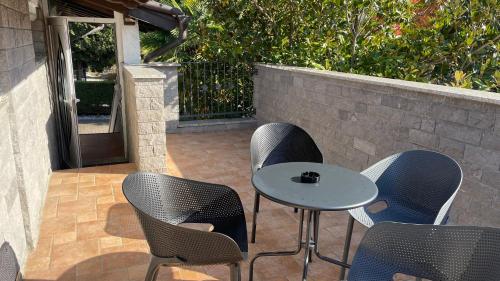 Balcony/terrace, MADONCA ROOMS & RESTAURANT in Nova Gorica