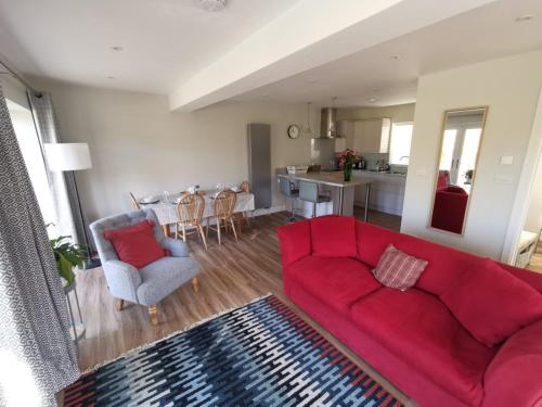 Contemporary Cottage outside South Harting in South Harting