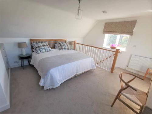 Contemporary Cottage outside South Harting in South Harting