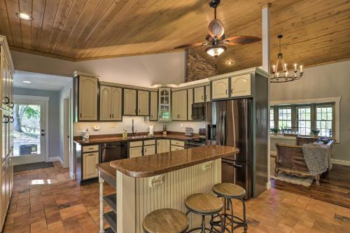Game Room, Theater and Deck Burnsville Cabin!, Burnsville (fotografie 8)