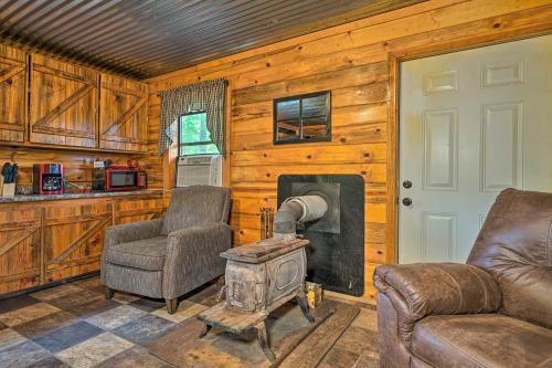 Wright City Cabin with Fire Pit and Forest Views! in Wright City, USA