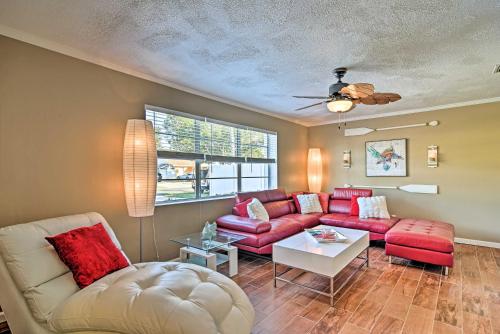 Idyllic Largo Escape with Private Pool and Lanai! in Largo, USA