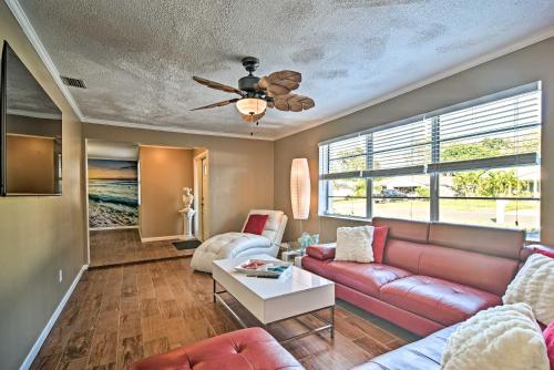Idyllic Largo Escape with Private Pool and Lanai! in Largo, USA