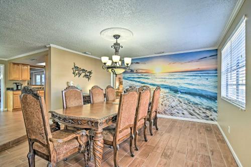 Idyllic Largo Escape with Private Pool and Lanai! in Largo, USA