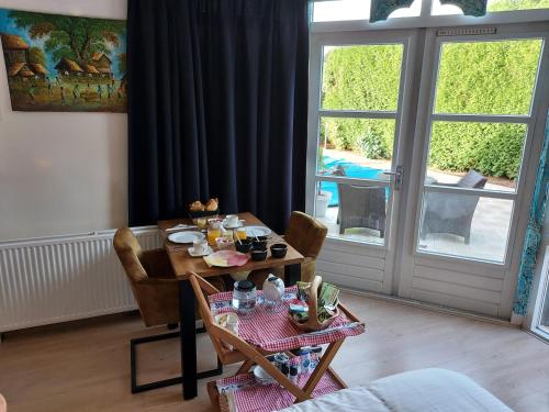 Létesítmények, East Meets West Bed and Breakfast in Veenendaal