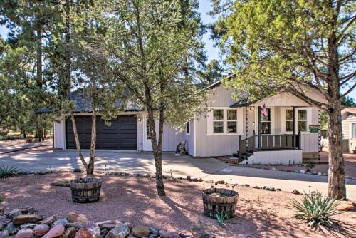 Peaceful Payson Home with Yard and Fire Pit!