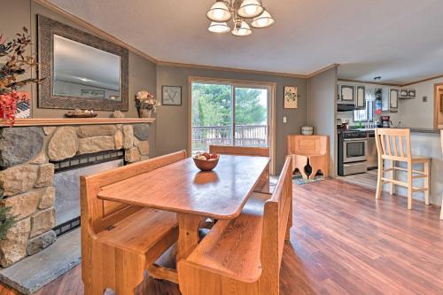 Charming White Lake Homestead with Fire Pit! in White Lake, USA