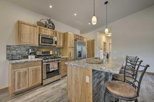 Pagosa Springs Retreat about 6 Miles to Hot Springs! in Pagosa Springs, USA