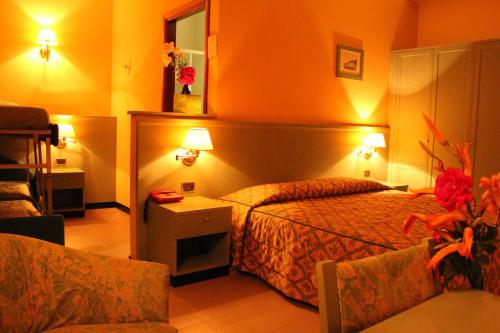 Hotel Sporting Room Type - Standard Quadruple Room