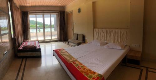 White Rose Villa