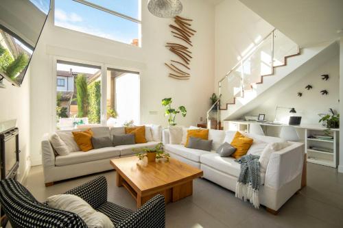 La Ren Lecrés casa piscina jardin y barbacoa gîte à louer Santa Cruz de la Salceda