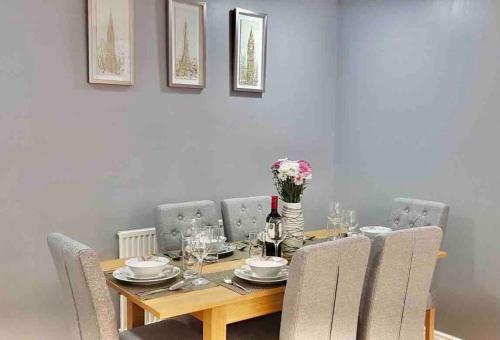 Delight Marvel-Wexford Place, Maidstone