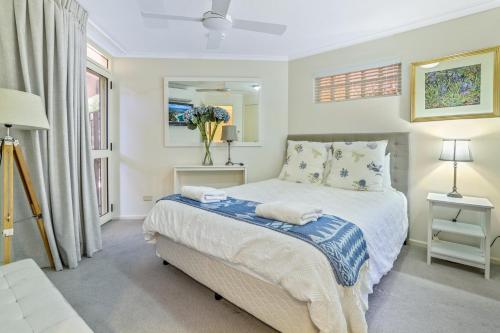 Two-Bedroom Apartment image 4