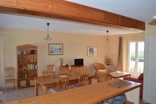 Le Prieuré Saint Pierre gîte à louer Rochefort-en-Valdaine