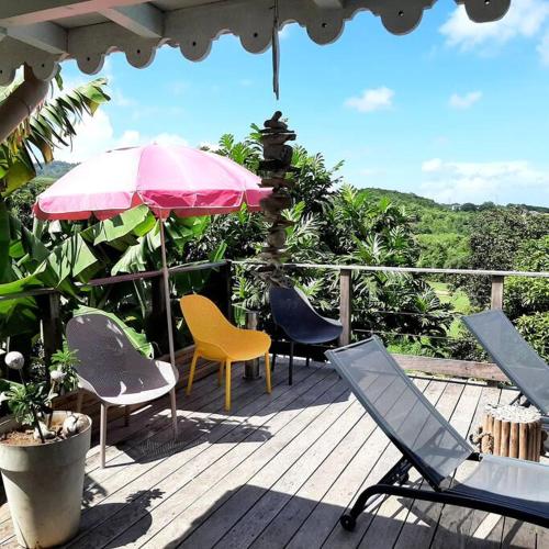 Балкон, CHARMANT HAUT DE VILLA AVEC PISCINE PARTAGEE in Le Vauclin