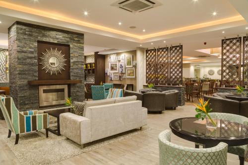 Pub/Lounge, ANEW Hotel Capital Pretoria  in Pretoria