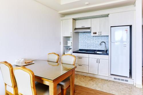 ซอล บีช ยางยาง (ซอลบีช โฮเต็ล แอนด์ รีสอร์ต ยางยาง) (SOL BEACH YANGYANG (SOL BEACH HOTEL & RESORT YANGYANG)) in สนามบินยางยาง