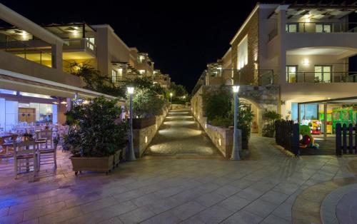 Isida Agia Marina Hotel - image 5