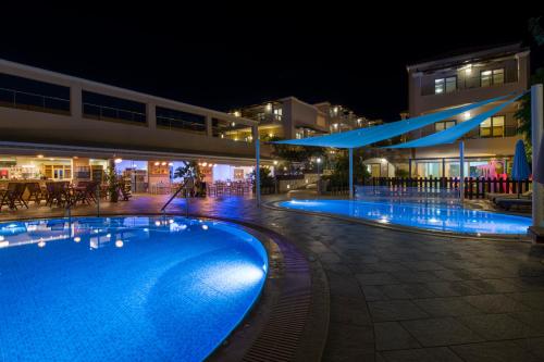 Isida Agia Marina Hotel - image 11