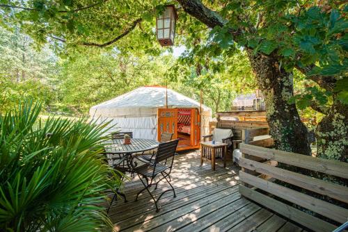 Natura Lodge gîte à louer Aiguèze