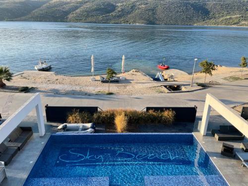 Sky Beach Aparthotel 2