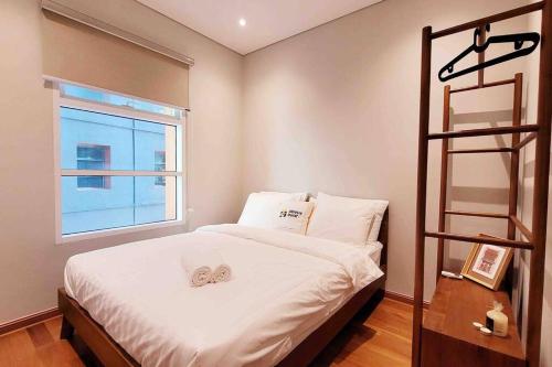 Sky Suites@KLCC by Sleepy Bear
