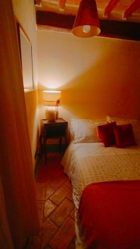 Cosy country room garden chambre d'hôte Chiusdino