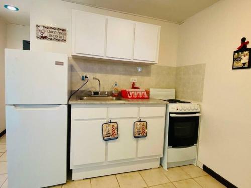 Free WIFI 1st Floor Apartment in Humacao