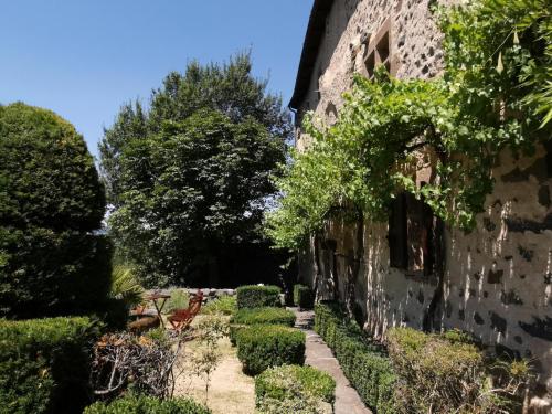 Gîte Saint-Arcons-d'Allier, 4 pièces, 6 personnes - FR-1-582-65 gîte à louer Beaune
