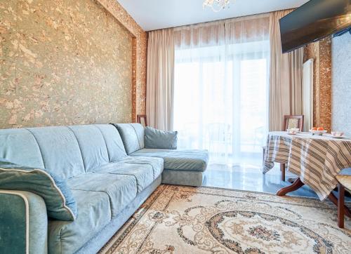 Akter-gelaksi-apartament