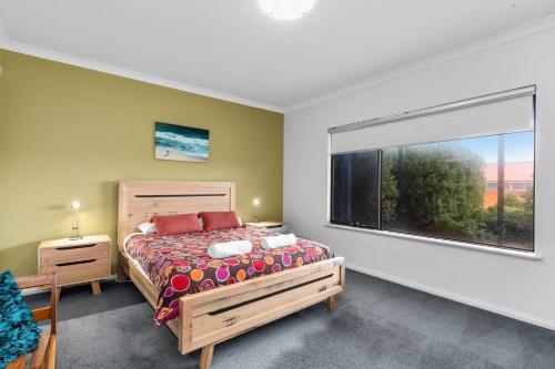 Beachside at Margaret River - Spacious Family Beach House in Exclusive Prevelly Location