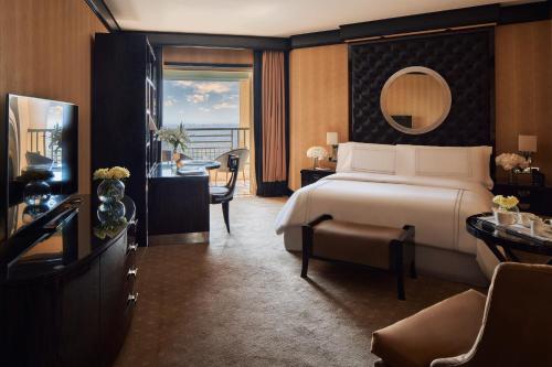 Fairmont Nile City near Szent Barbara-templom