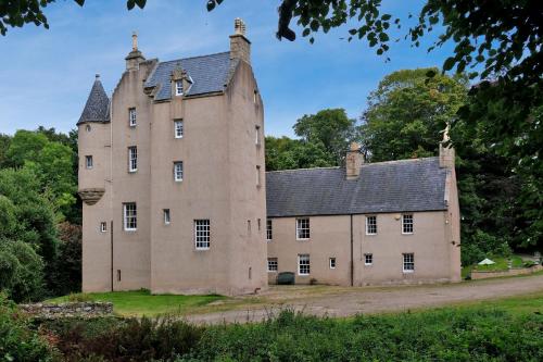Lickleyhead Castle - Accommodation - Insch