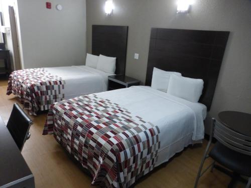 Red Roof Inn Corpus Christi North - Near Downtown - image 6