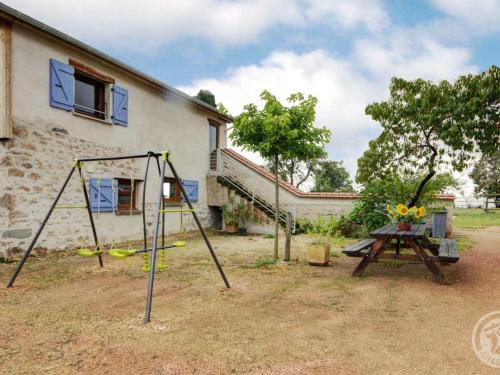 Gîte Amions-Vézelin, 3 pièces, 4 personnes - FR-1-496-226