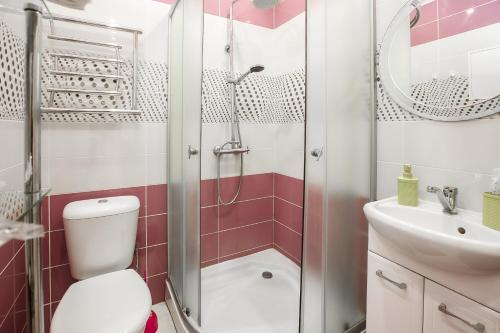City center apartment on Griboedova 30