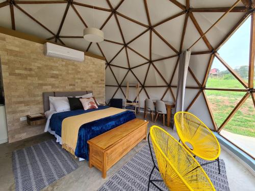 Domo da Cuesta - Glamping com vista para a montanha